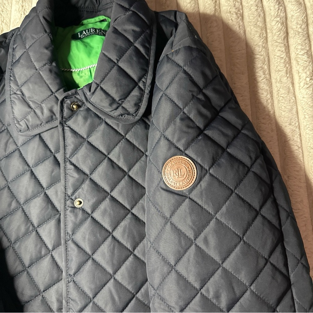 Ralph Lauren Quilted Navy Puffer Jacket with Green Lining - Picture 8 of 15